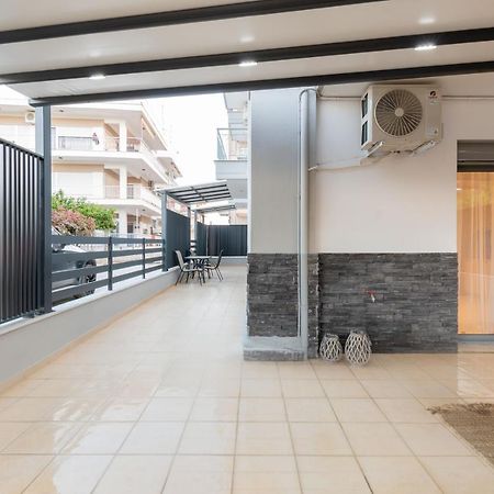 Sithoniars Luxury Ground Floor Apartment With Private Garden Neos Marmaras Dış mekan fotoğraf