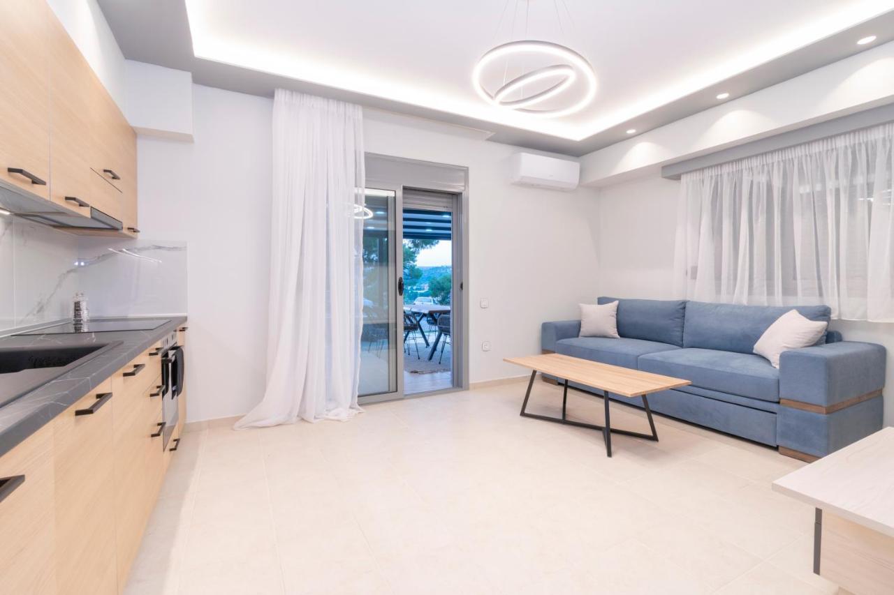 Sithoniars Luxury Ground Floor Apartment With Private Garden Neos Marmaras Dış mekan fotoğraf
