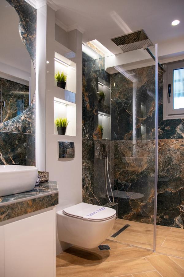 Sithoniars Luxury Ground Floor Apartment With Private Garden Neos Marmaras Dış mekan fotoğraf