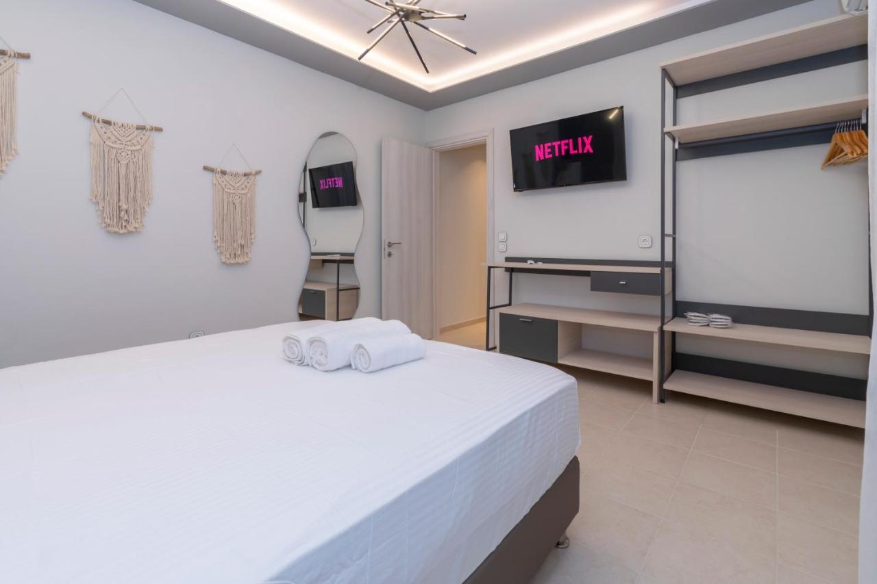 Sithoniars Luxury Ground Floor Apartment With Private Garden Neos Marmaras Dış mekan fotoğraf