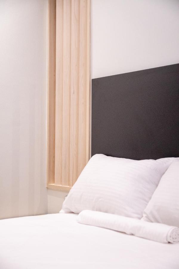 Sithoniars Luxury Ground Floor Apartment With Private Garden Neos Marmaras Dış mekan fotoğraf