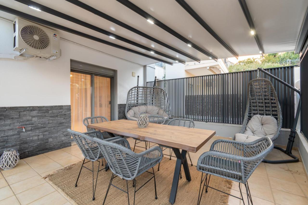 Sithoniars Luxury Ground Floor Apartment With Private Garden Neos Marmaras Dış mekan fotoğraf